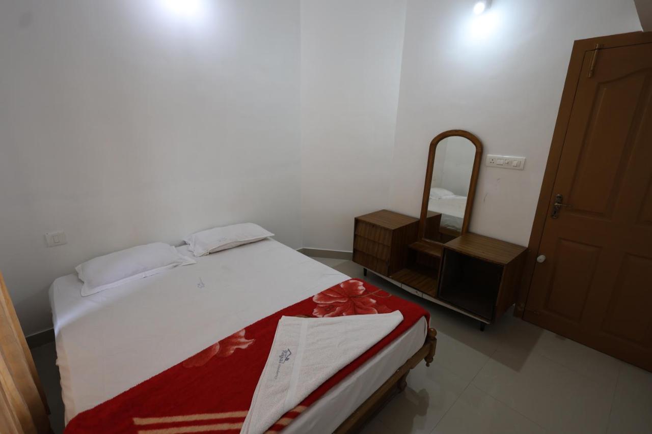 Hotel Wayanad Regal Residency Kalpatta Exterior foto